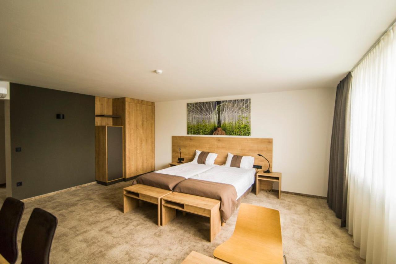 Hotel Prebold Luaran gambar
