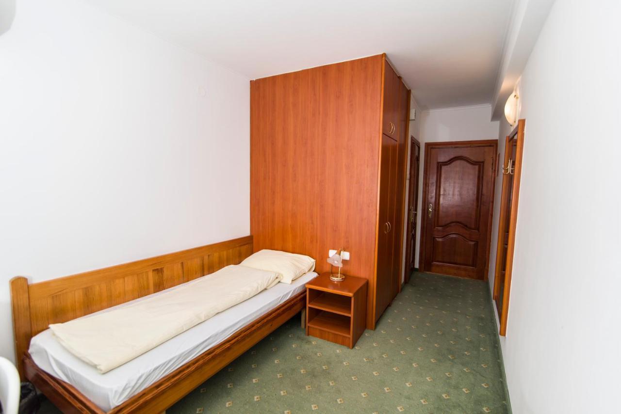 Hotel Prebold Luaran gambar