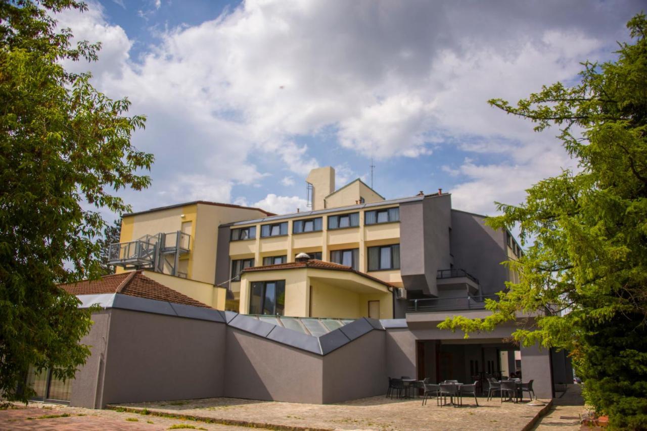 Hotel Prebold Luaran gambar