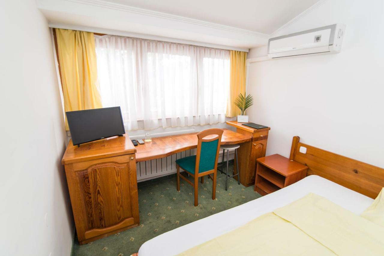 Hotel Prebold Luaran gambar